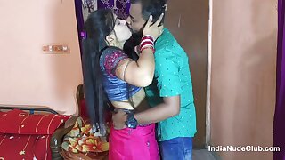 Indian hot beautiful desi bhabhi hardcore fucking with her husband's friend